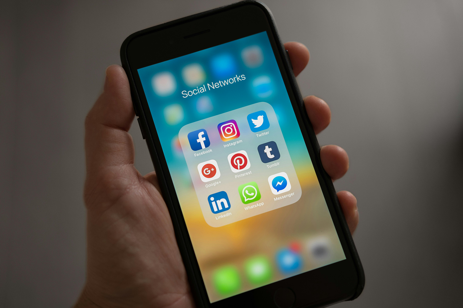 Social media narketing service